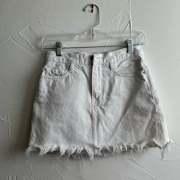 Frame Denim Dresses & Skirts - FRAME White Denim Jean Mini Skirt